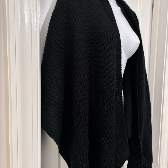 Cable Knit Sweater Cardigan/Kimono - Picture 3 of 5